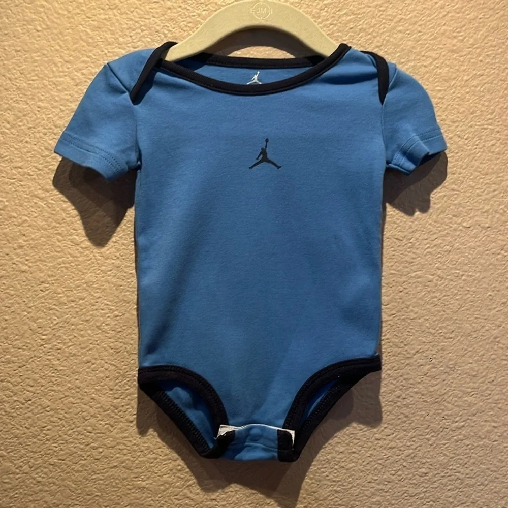 Jordan Jumpman Baby Onesie Bodysuit Blue Size 3-6 months Michael Jordan